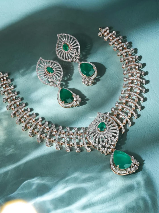 Choosing the Best Diamond Necklace for a Wedding Reception: Trends, Styles, and Bridal Jewelry Ideas